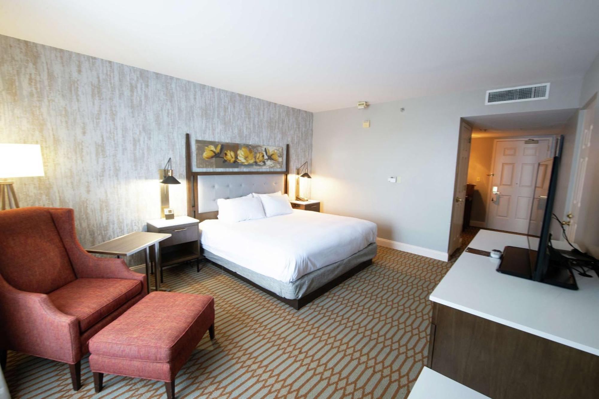 Virginia Crossings Hotel, Tapestry Collection By Hilton Glen Allen Bagian luar foto