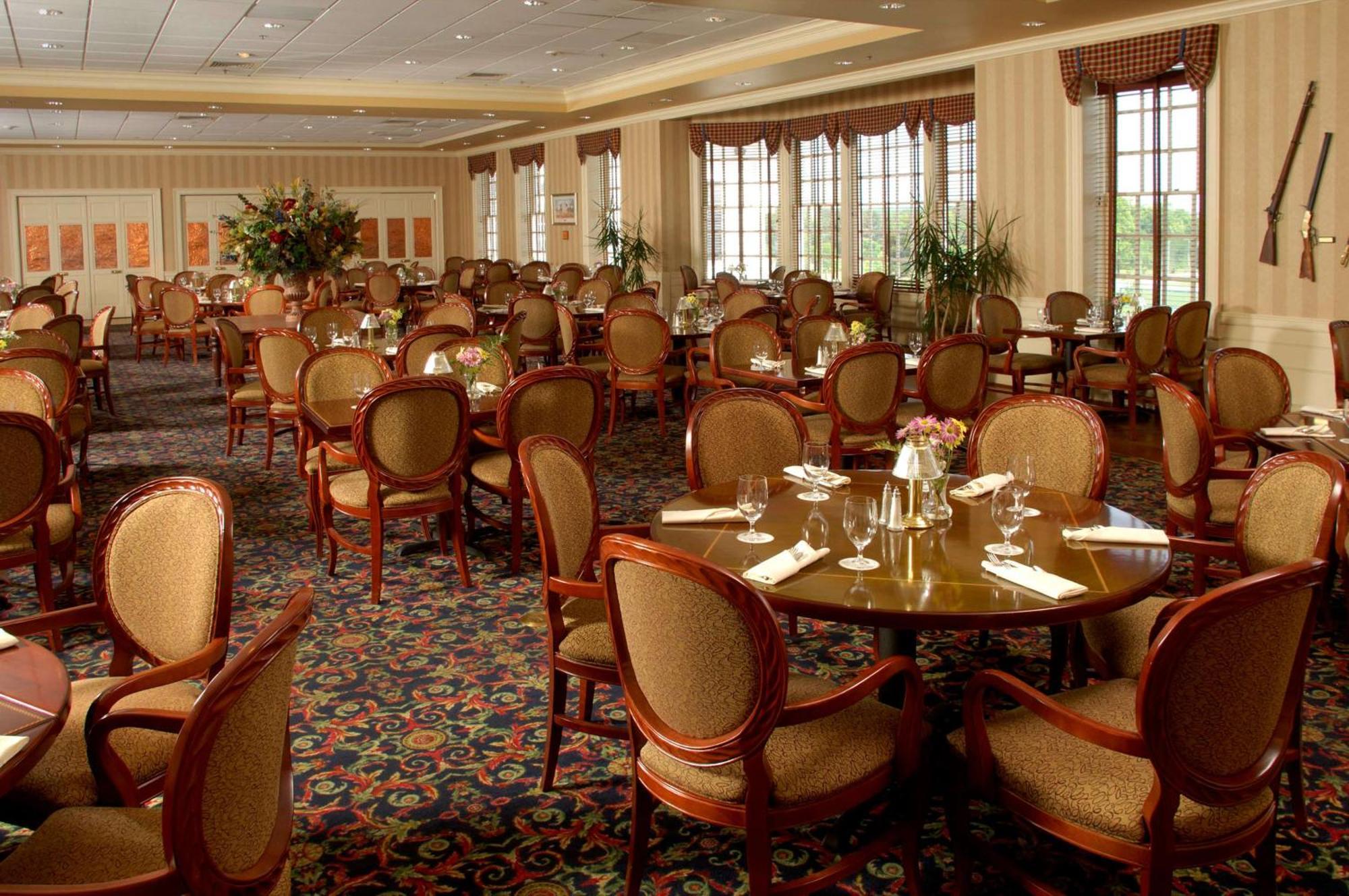 Virginia Crossings Hotel, Tapestry Collection By Hilton Glen Allen Bagian luar foto